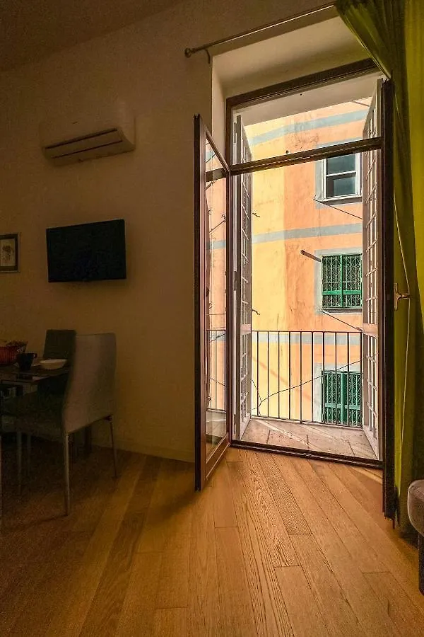 4 Giornate Apartment Napoli 0*,  Italia