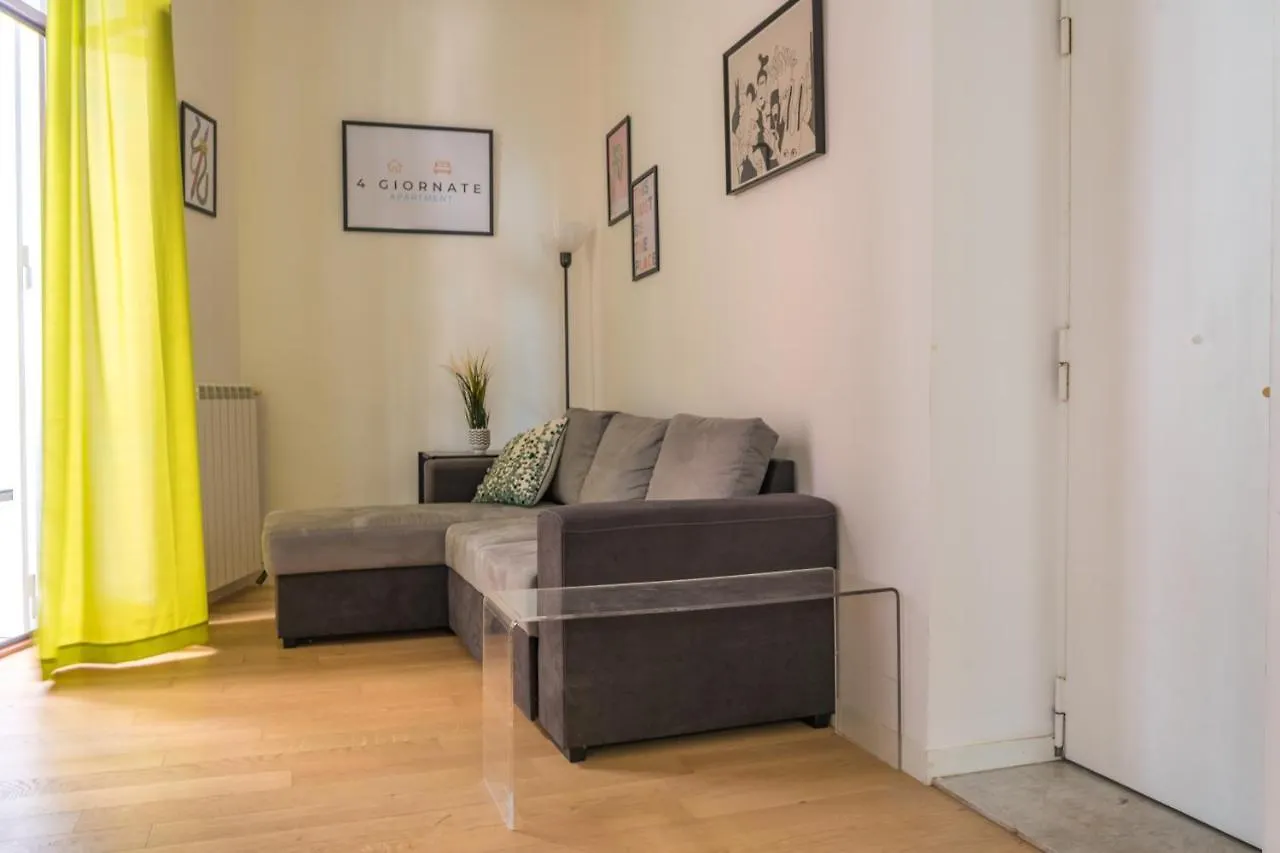 4 Giornate Apartment Naples